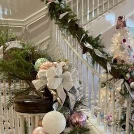 Delta Zeta Holiday 2023
