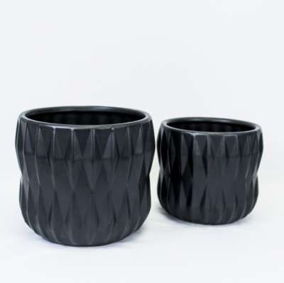 Black Geo Vase Collection