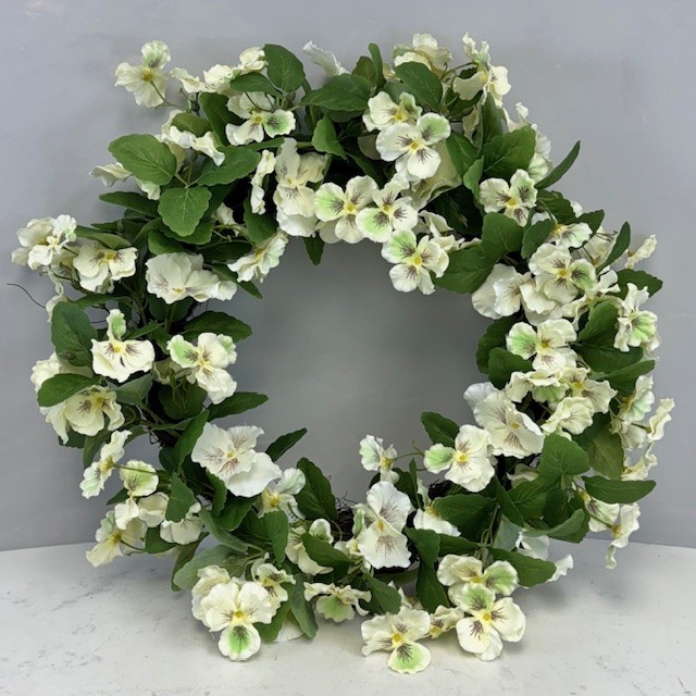 Pansey Wreath
