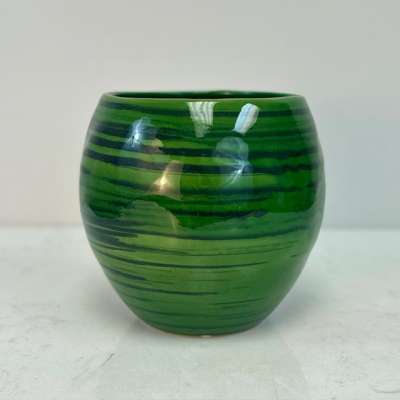 Organic Shiny Green Pot